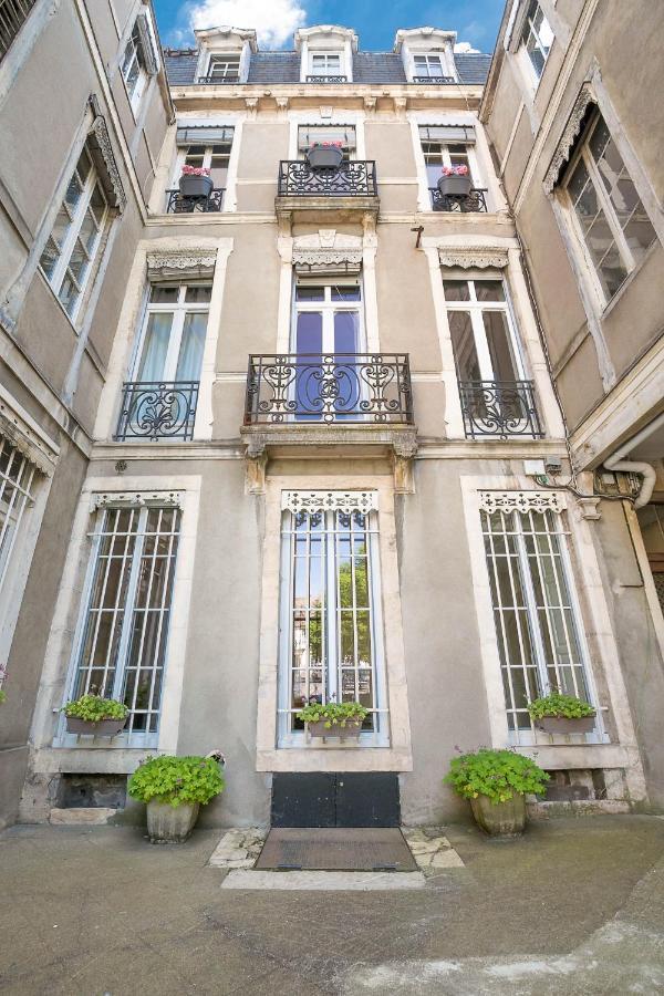 Apartament Le Saint Michel Dijon Zewnętrze zdjęcie